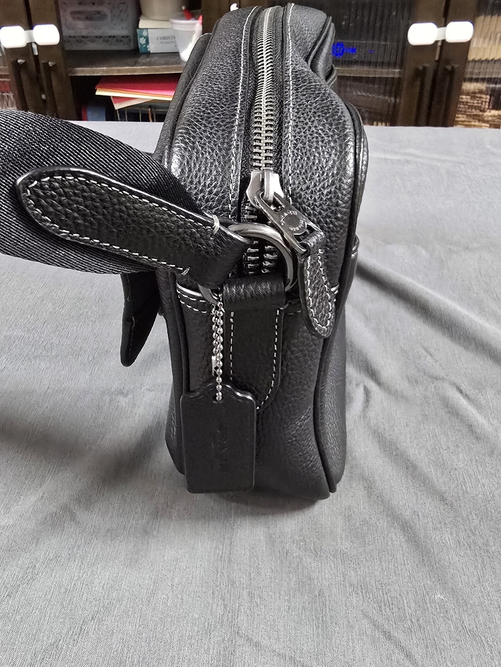 COACH New York Black Leather Men's Crossbody Bag - Picture 10 of 10